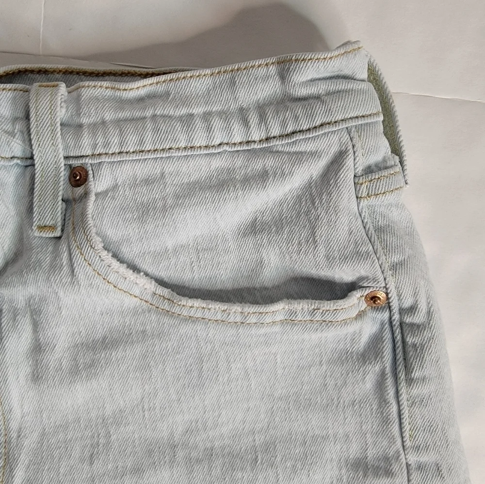Levi's 501 Denim Cut-Off Bermuda Shorts Sz 30 Stretch Light Wash